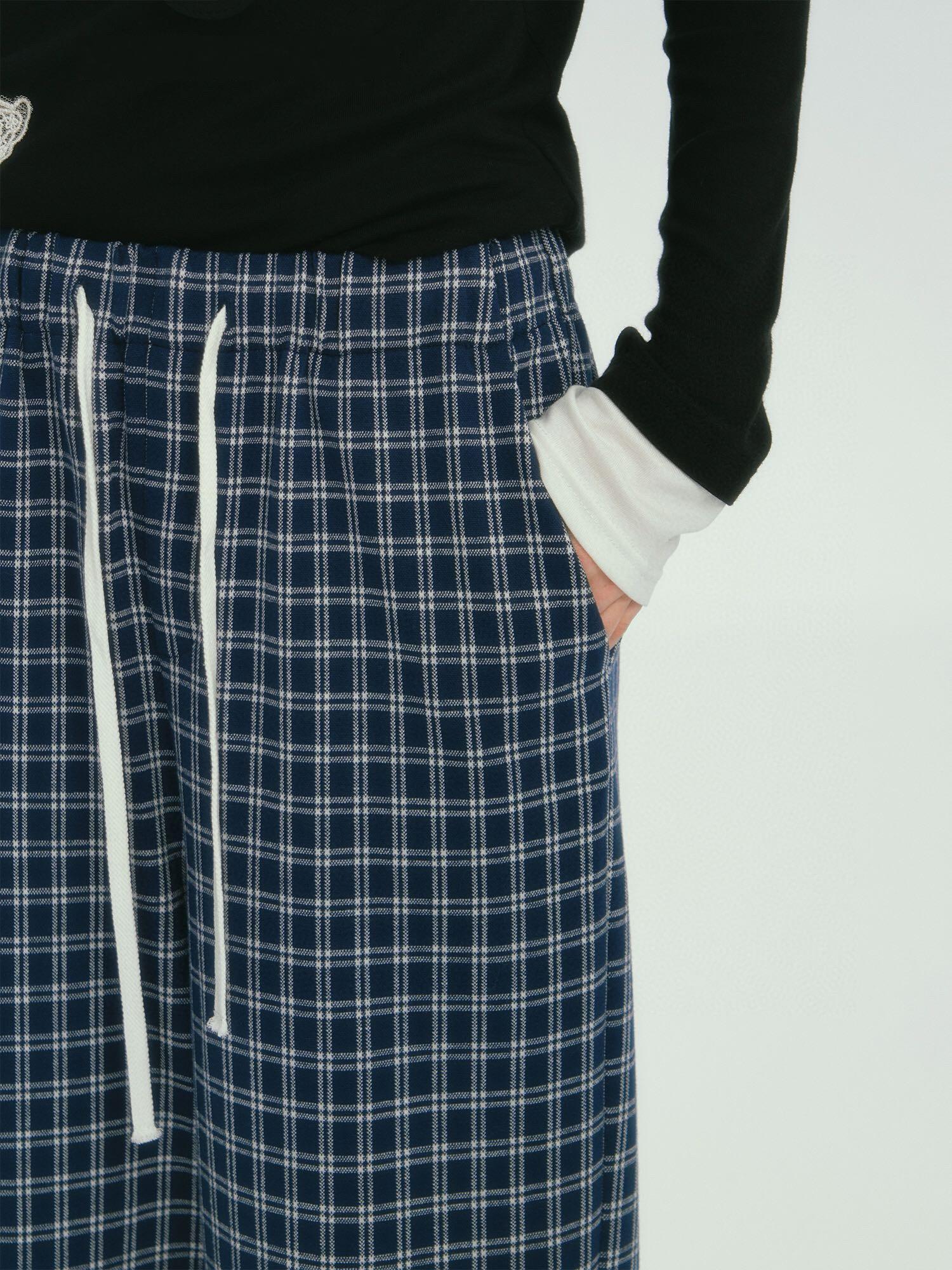 Relaxed Fit Plaid Wide-Leg Pants