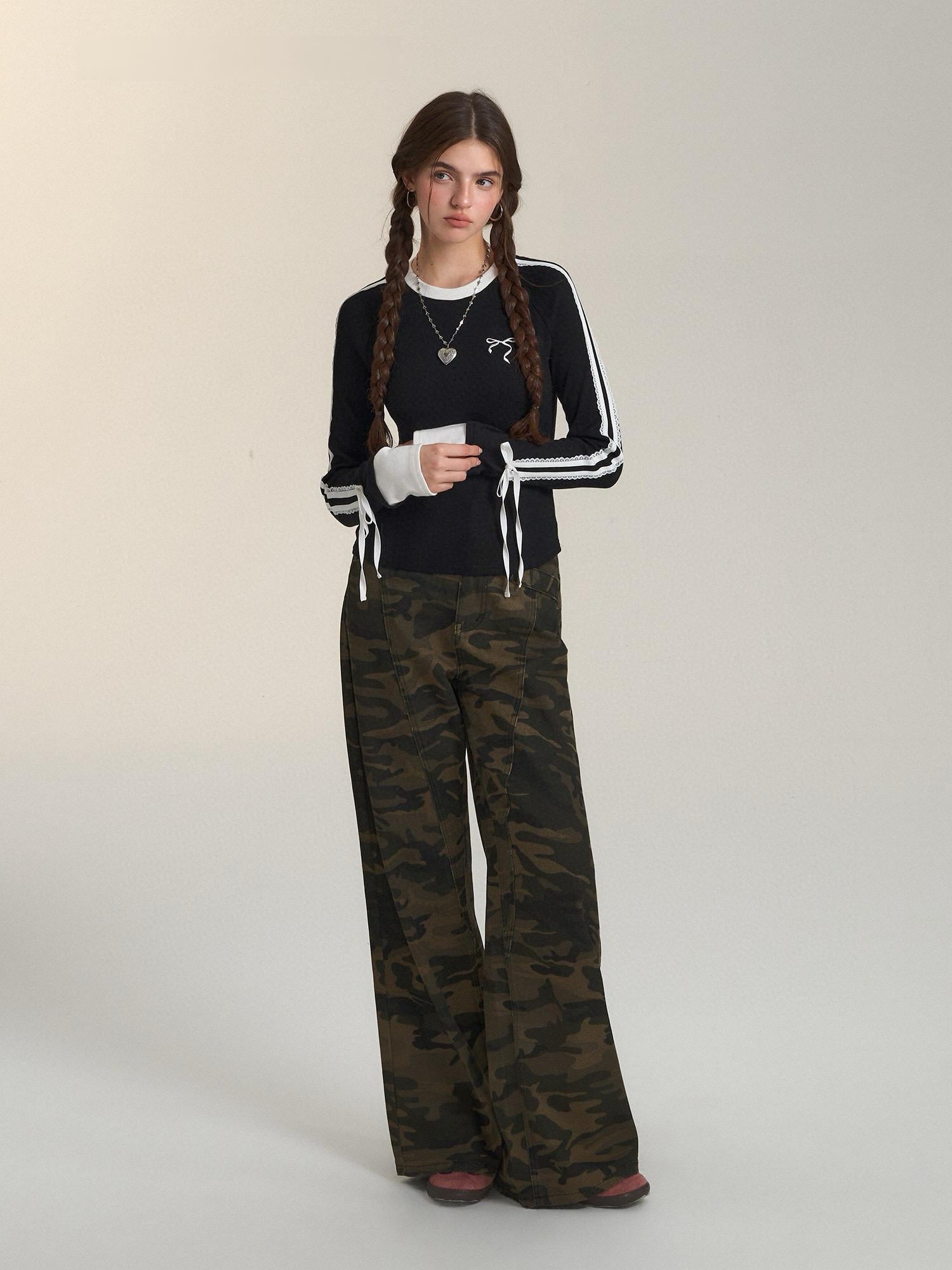 Retro Wide-Leg Camouflage Cargo Pants