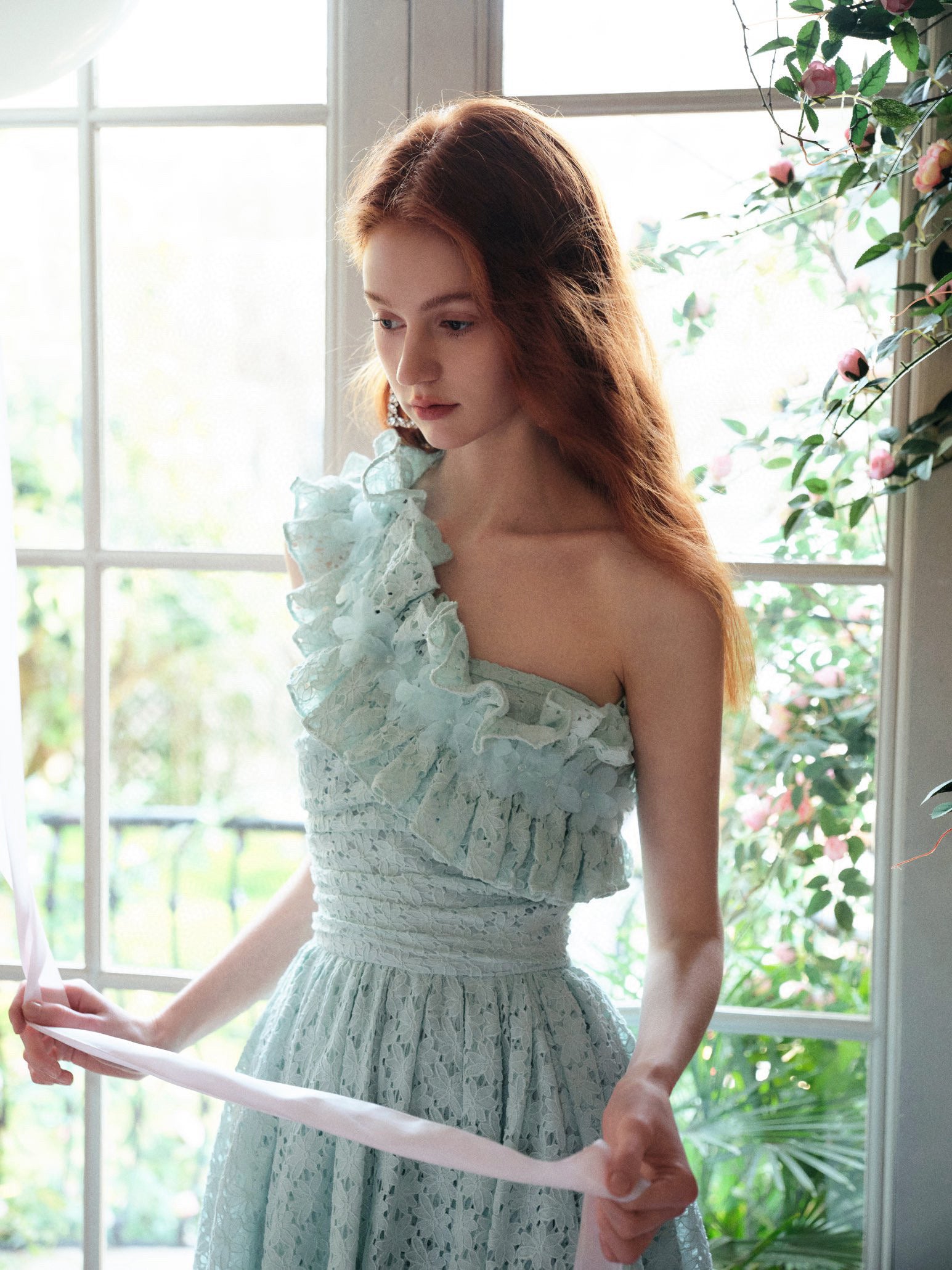 Handmade Crystal Flower One-Shoulder Ruffled Dress