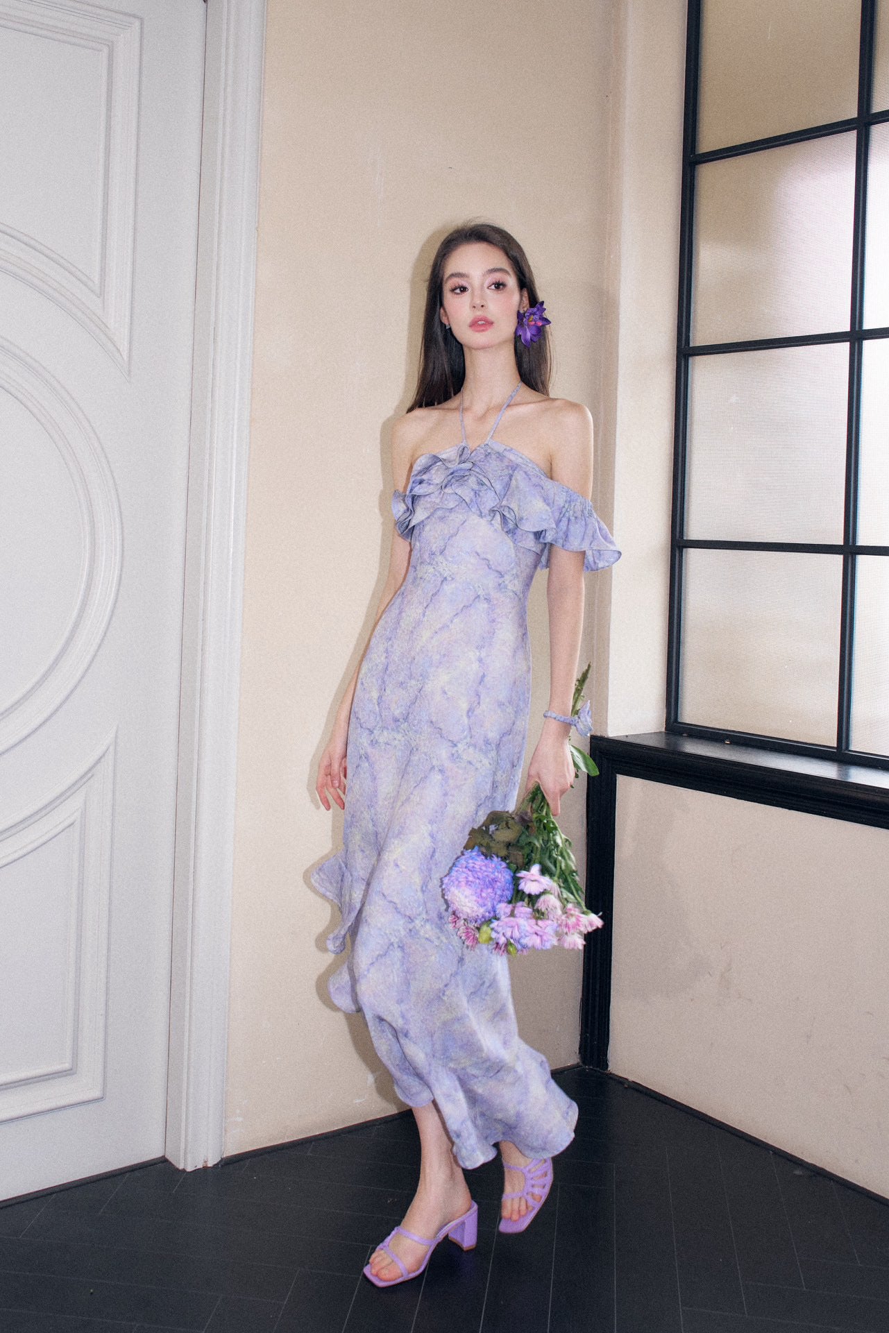 Lavender Single Off-shoulder Sleeve Halter Ruffle Dress
