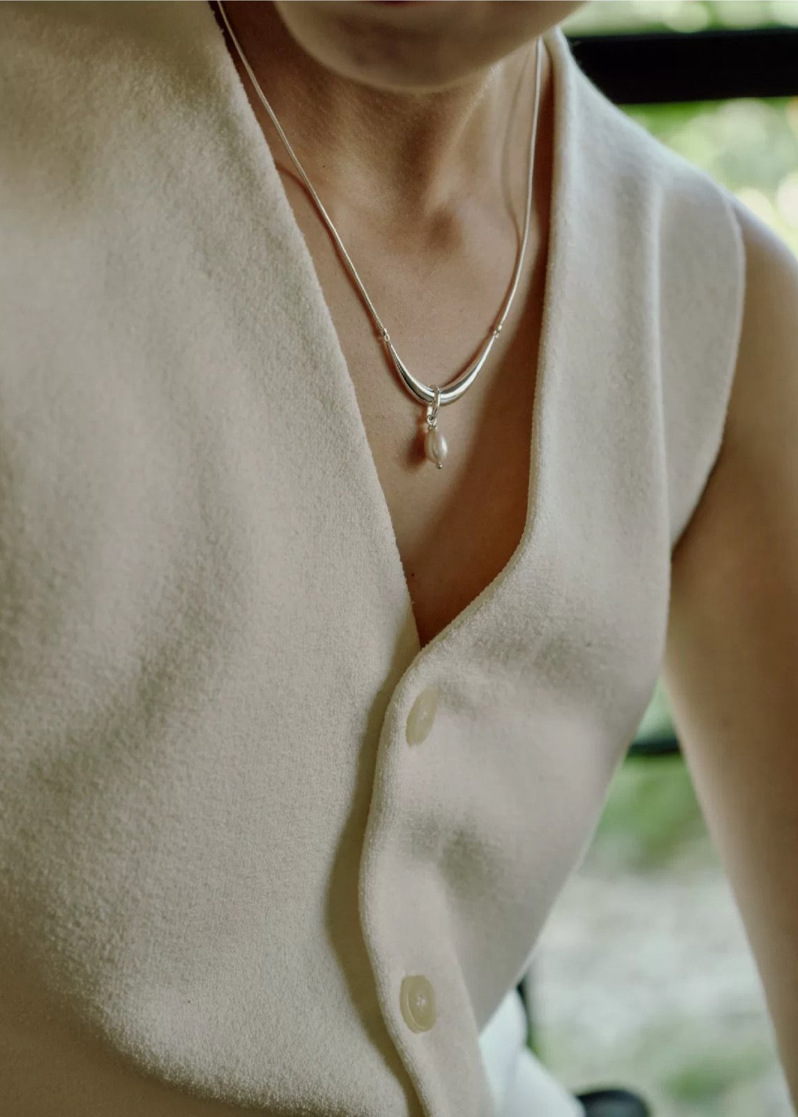 Pearl Smile Pendant Chain Necklace