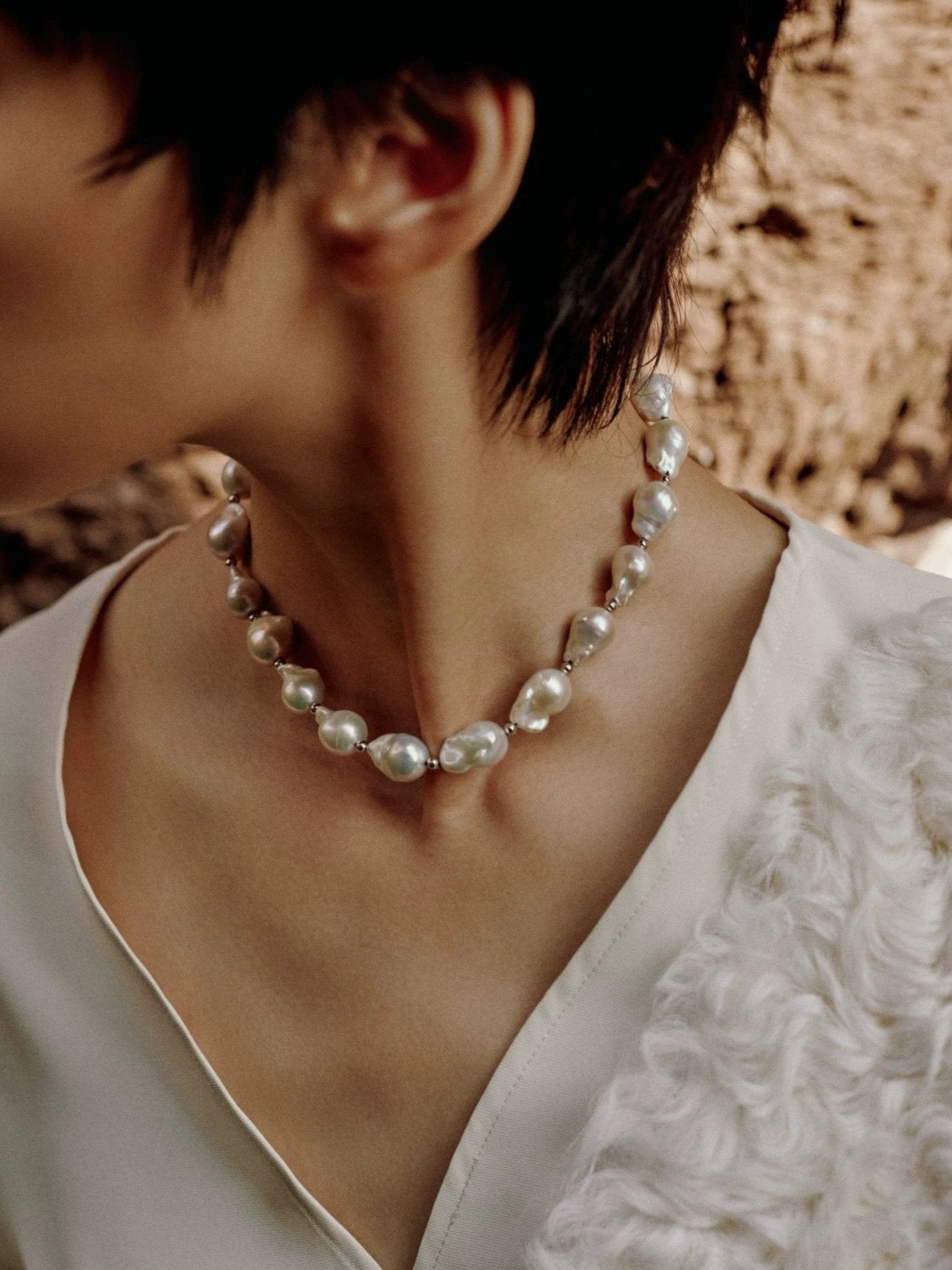 Baroque Pearl Beaded T-Bar Necklace